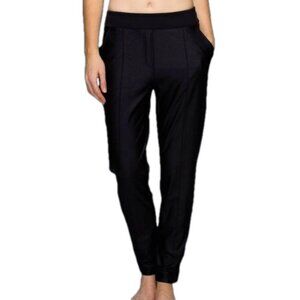Lululemon Athletica Lulu Dot Size 8 Black Shine Trouser Pants, Shiny Front